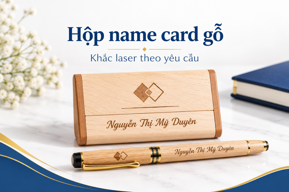 Hộp name card gỗ vân tự nhiên khắc laser tên riêng hoặc logo, phù hợp với phong cách tối giản và làm quà tặng đối tác. Hộp name card gỗ vân tự nhiên khắc laser tên riêng hoặc logo, phù hợp với phong cách tối giản và làm quà tặng đối tác.